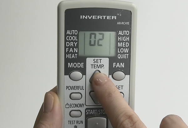 Επιλέξτε [02] χρησιμοποιώντας το κουμπί TEMP.