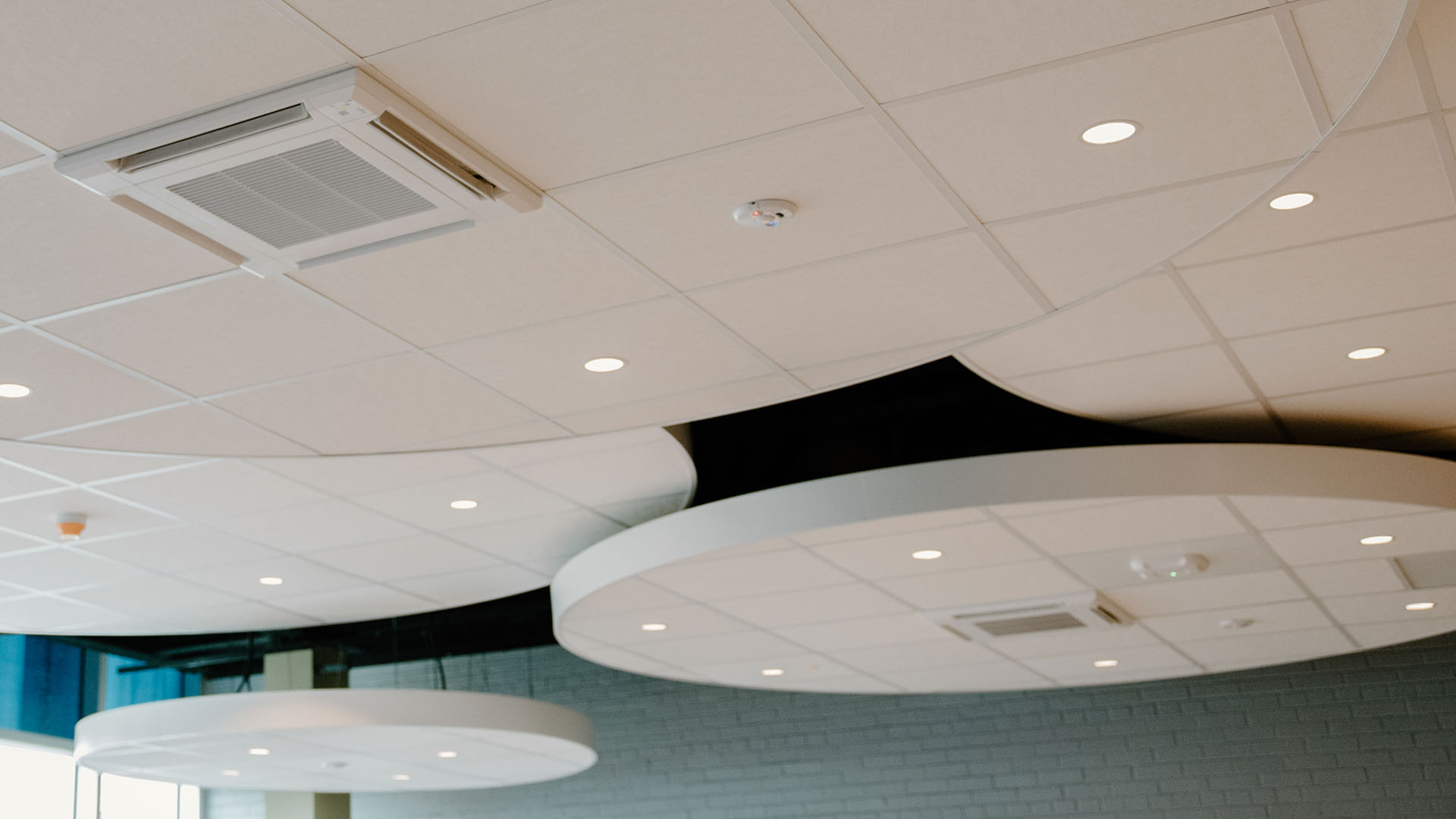 Variable Refrigerant Flow Systems Variable Refrigerant Flow Systems
