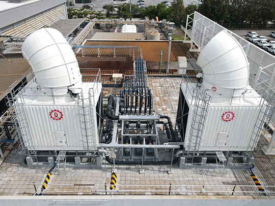 インバータ制御にした冷却塔