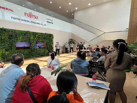 地域住民との絆を深める：会社訪問と説明会の様子